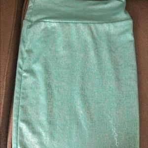 Xs lularoe Cassie skirt